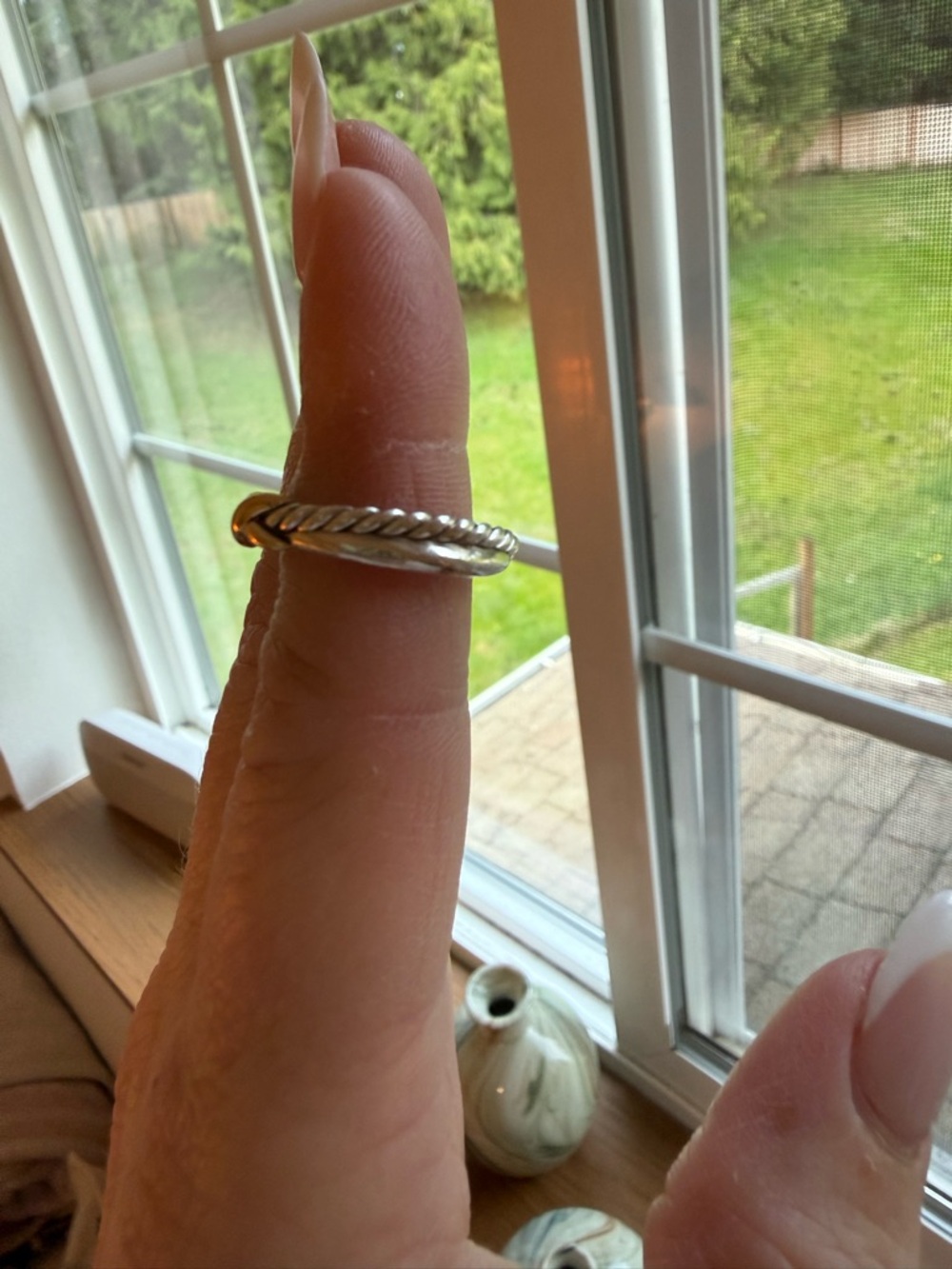 David Yurman Petite X Ring in Sterling Silver and 18k Gold - Picture 3 of 8
